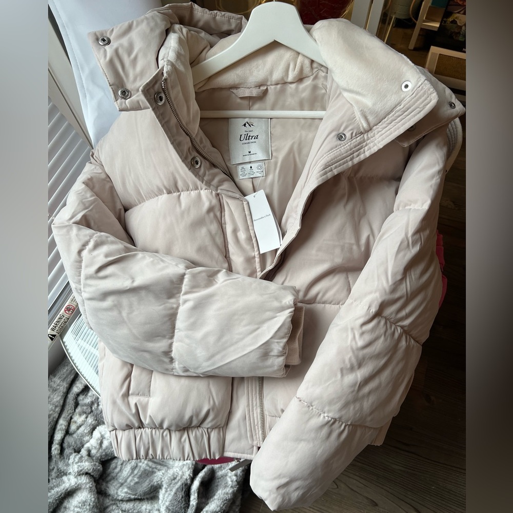 Abercrombie Cropped puffer jacket